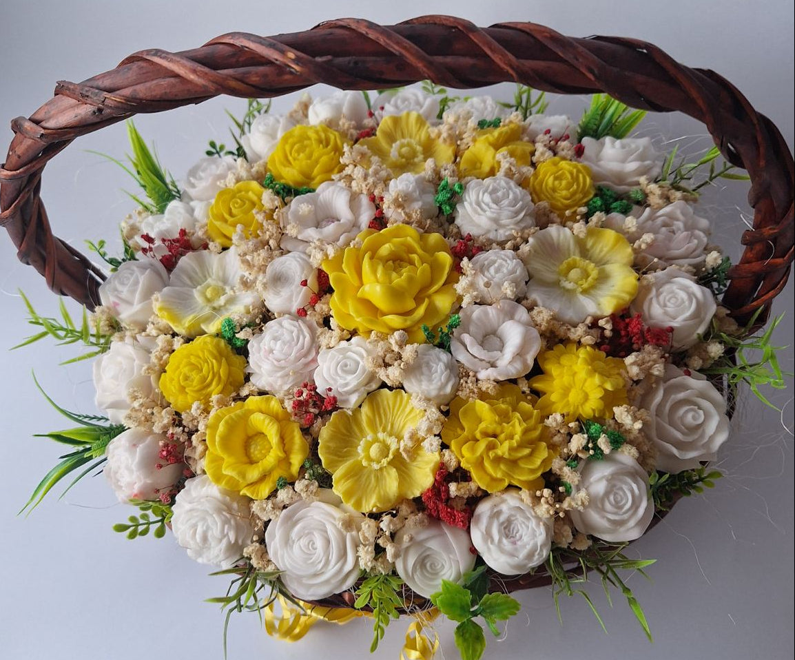 🌼Кошница „Слънчева Радост“☀️– Ръчно Изработени Ароматни Сапунени Цветя