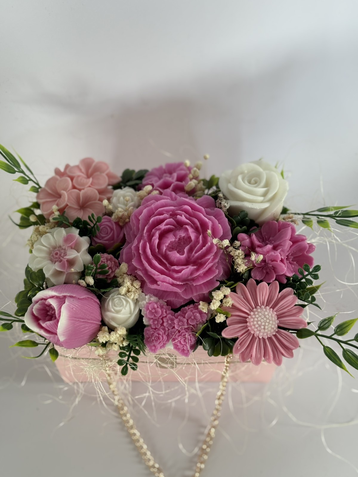 Букет🌸"Малка Чанта с Обич"💝 Ръчно Изработени Ароматни Сапунени Цветя