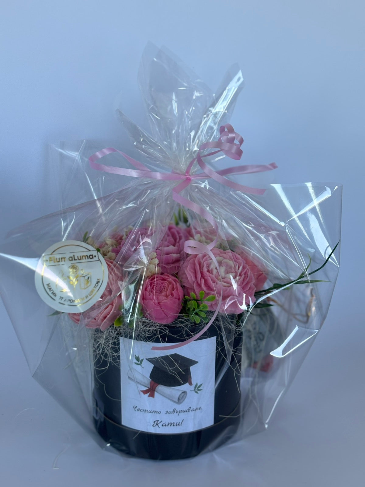 Букет 🌸"Розова стихия"🌸в черна кашпа. Ръчно Изработени Ароматни Сапунени Цветя