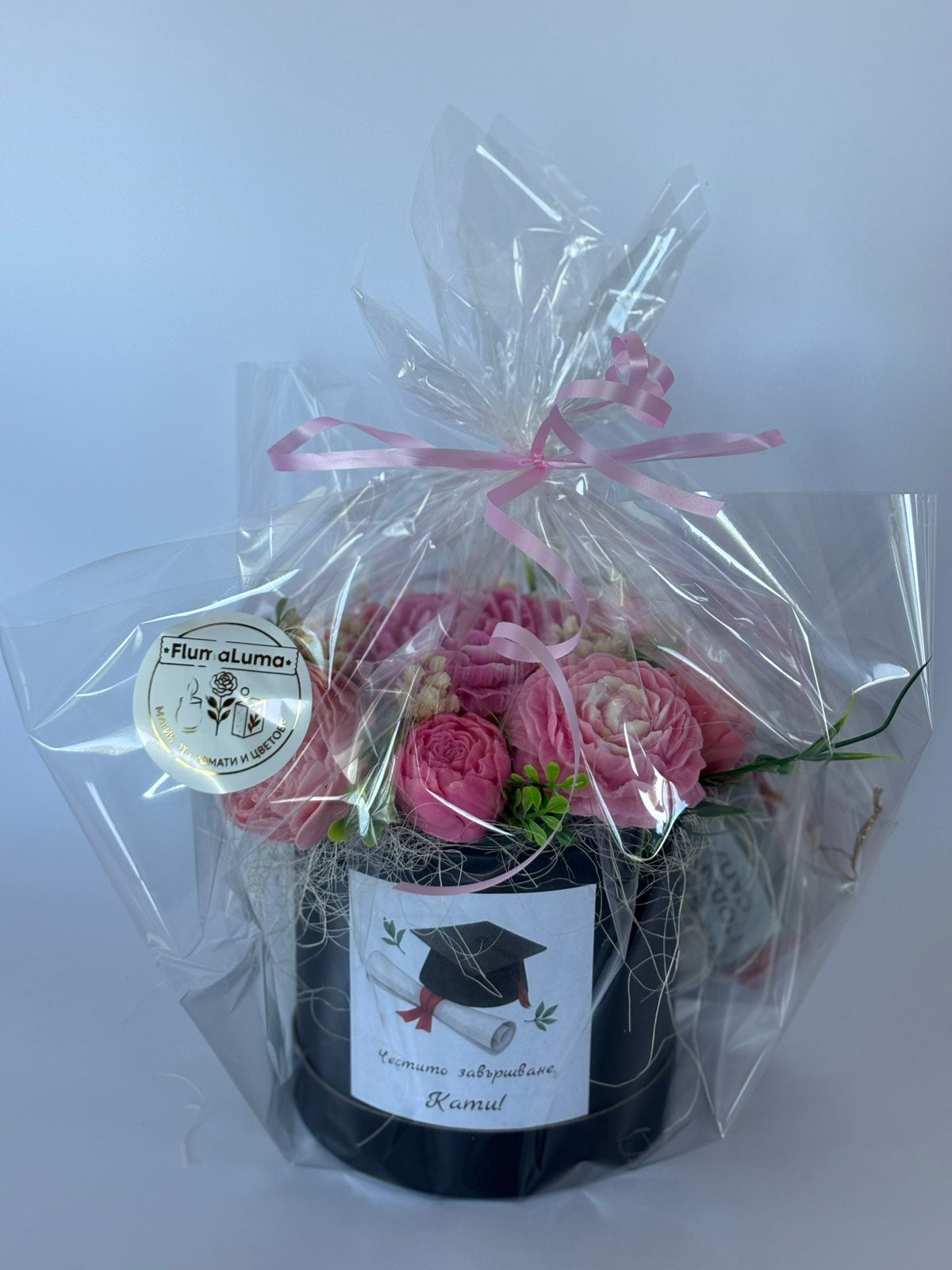Букет 🌸"Розова стихия"🌸в черна кашпа. Ръчно Изработени Ароматни Сапунени Цветя