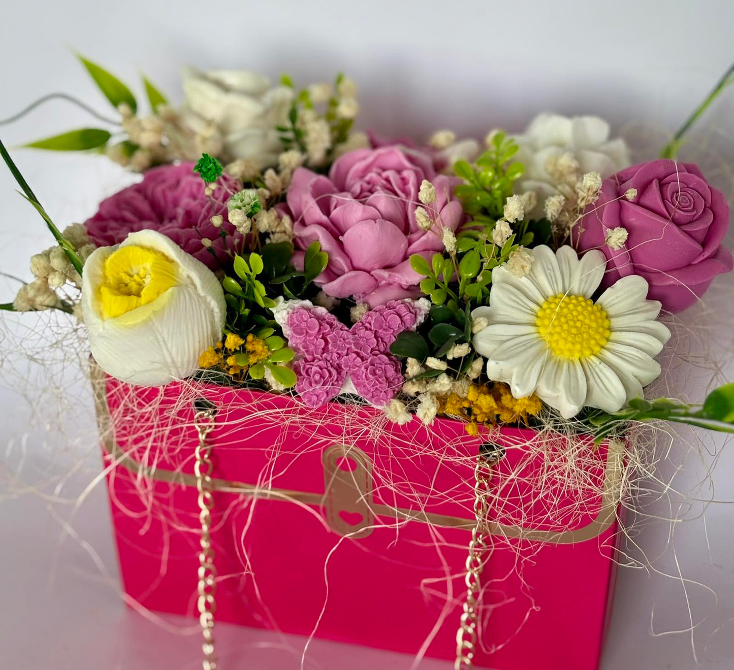 Букет 🌸Буря от Цветове🌸 Ръчно Изработени Ароматни Сапунени Цветя