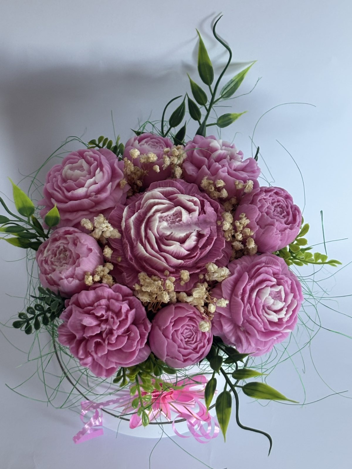 Букет 🌸"Розова стихия"🌸в бяла кашпа. Ръчно Изработени Ароматни Сапунени Цветя