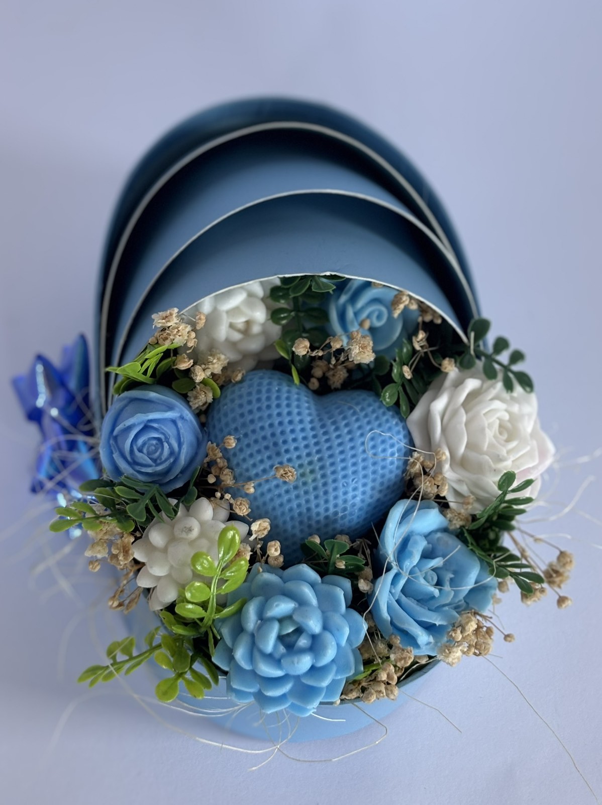 Букет💙"Добре дошло, Малко Чудо в синьо"💙- Ръчно Изработени Ароматни Сапунени Цветя
