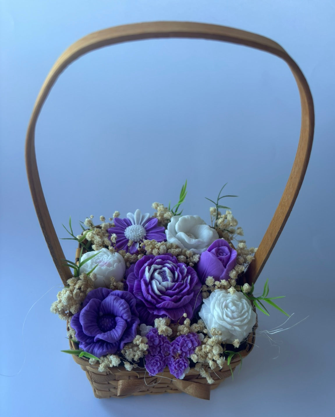 Букет💜🧺„Лилава Приказка“🧺💜 – Ръчно Изработени Ароматни Сапунени Цветя