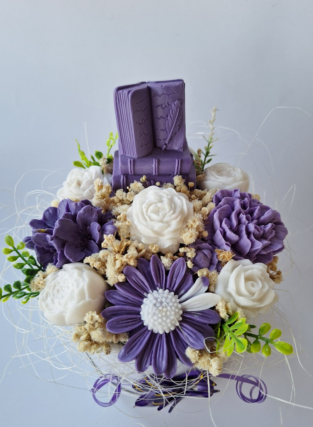 Букет💜📖„Лавандулена История“✍️📚Ръчно Изработени Ароматни Сапунени Цветя
