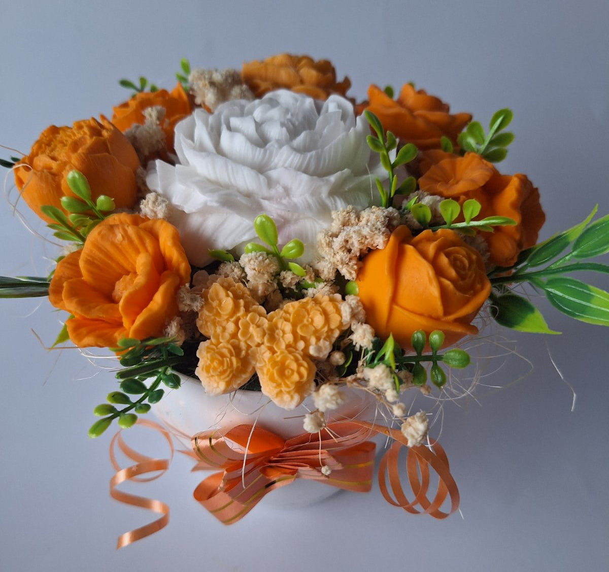 Букет „Пролетен Цитрус“ -  Ръчно Изработени Ароматни Сапунени Цветя