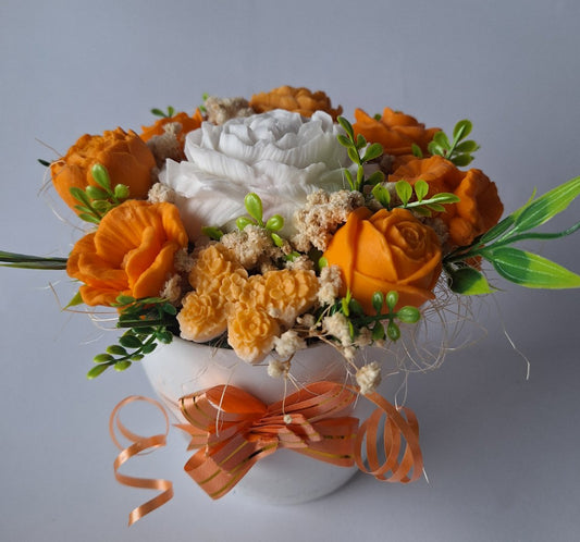 Букет „Пролетен Цитрус“ -  Ръчно Изработени Ароматни Сапунени Цветя