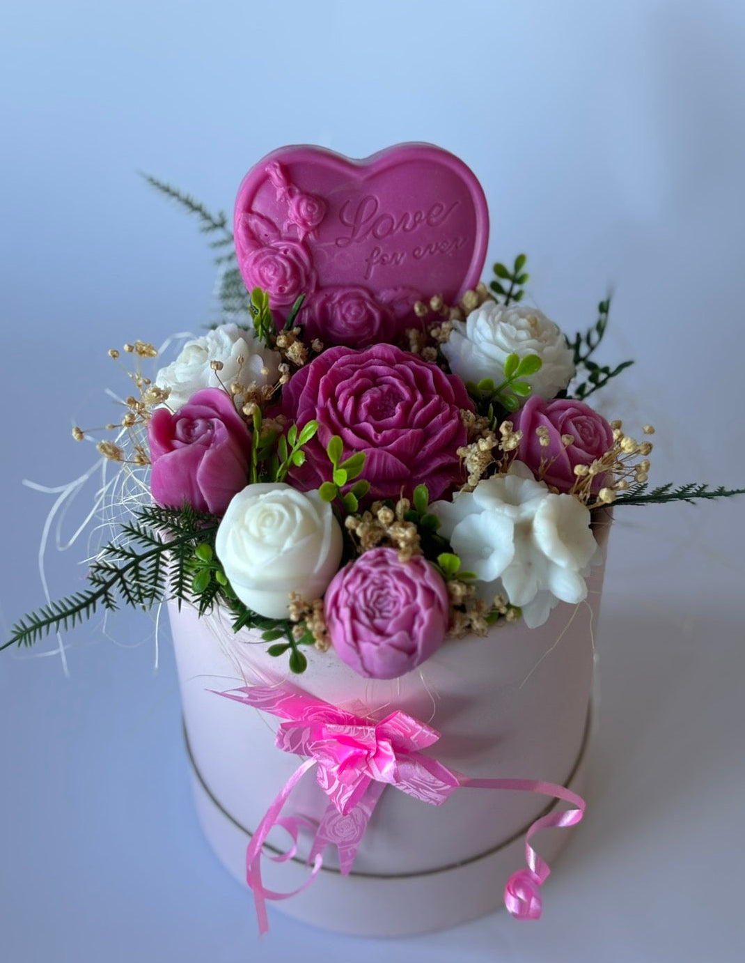💗Букет „Любов завинаги“ – Ръчно Изработени Ароматни Сапунени Цветя🌸