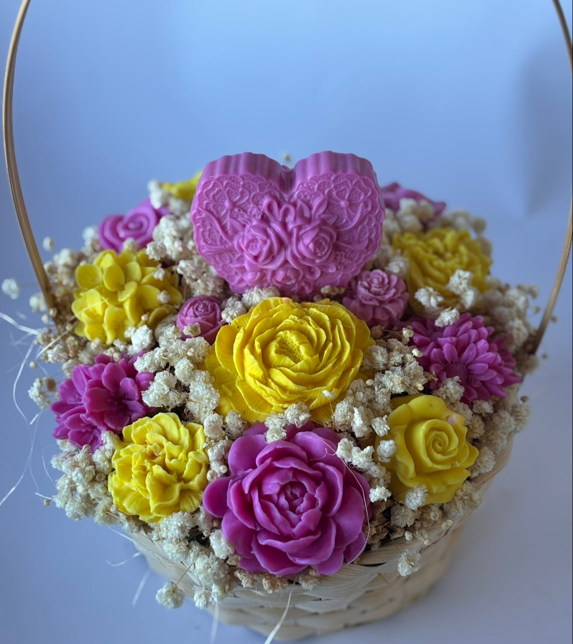 Букет💗💛"Сърце в слънчево розово"💛💗 – Ръчно Изработени Ароматни Сапунени Цветя🌸