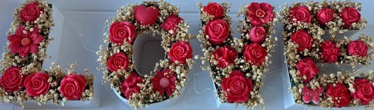 Букет❤️"Любов в Четири Букви"❤️ – Ръчно Изработени Ароматни Сапунени Цветя🌸