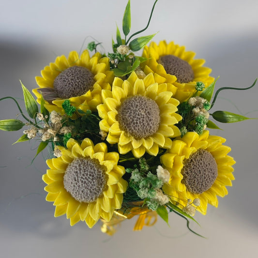 Букет 🌻"Слънчогледи"🌻 - Ръчно Изработени Ароматни Сапунени Цветя
