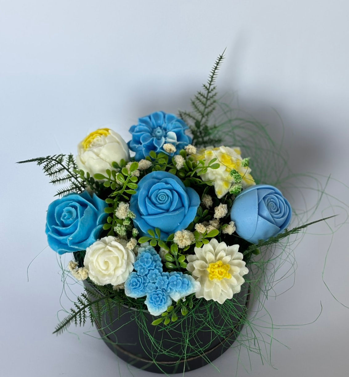 Букет🌬️"Полъх от Небето"🌬️ - Ръчно Изработени Ароматни Сапунени Цветя