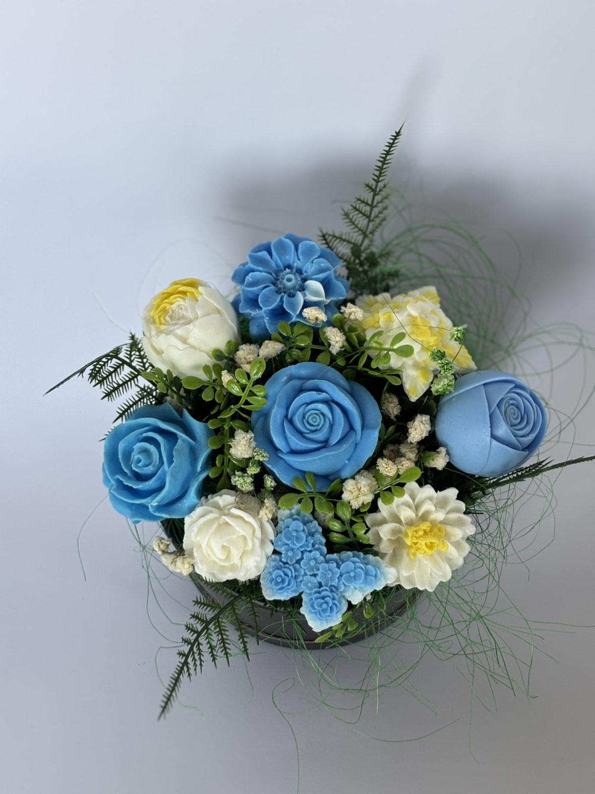 Букет🌬️"Полъх от Небето"🌬️ - Ръчно Изработени Ароматни Сапунени Цветя