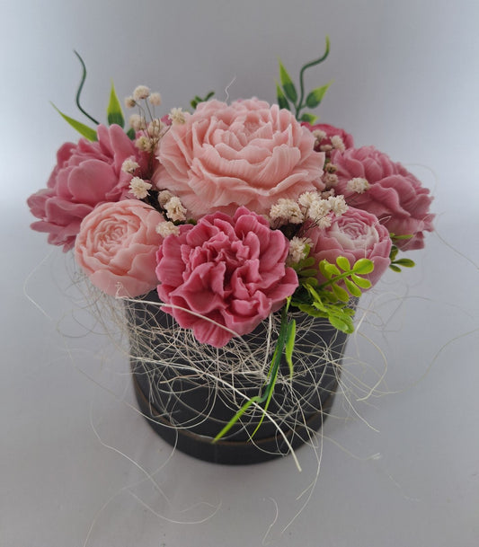 Букет 🌸"Розова стихия"🌸в черна кашпа. Ръчно Изработени Ароматни Сапунени Цветя