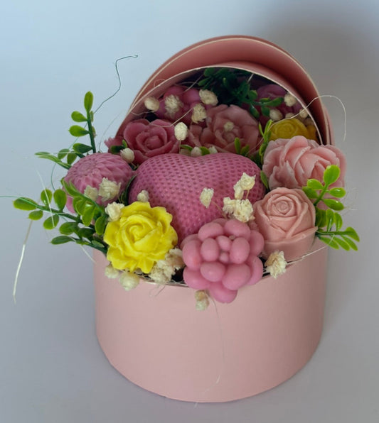 Букет 🎀Добре дошло, Малко Чудо в розово🎀 - Ръчно Изработени Ароматни Сапунени Цветя