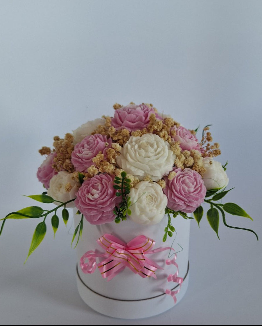 Букет🎀„Нежен Шепот“🎀– Ръчно Изработени Ароматни Сапунени Цветя