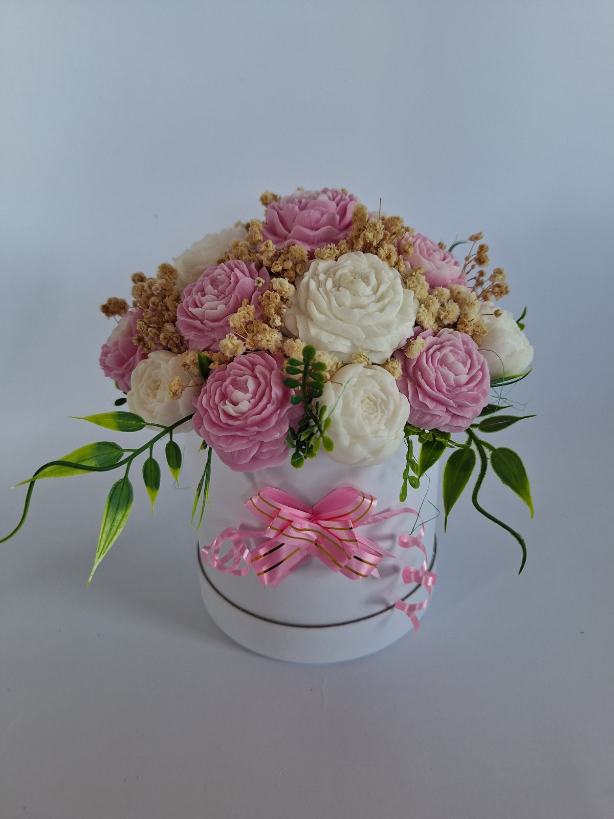 Букет🎀„Нежен Шепот“🎀– Ръчно Изработени Ароматни Сапунени Цветя