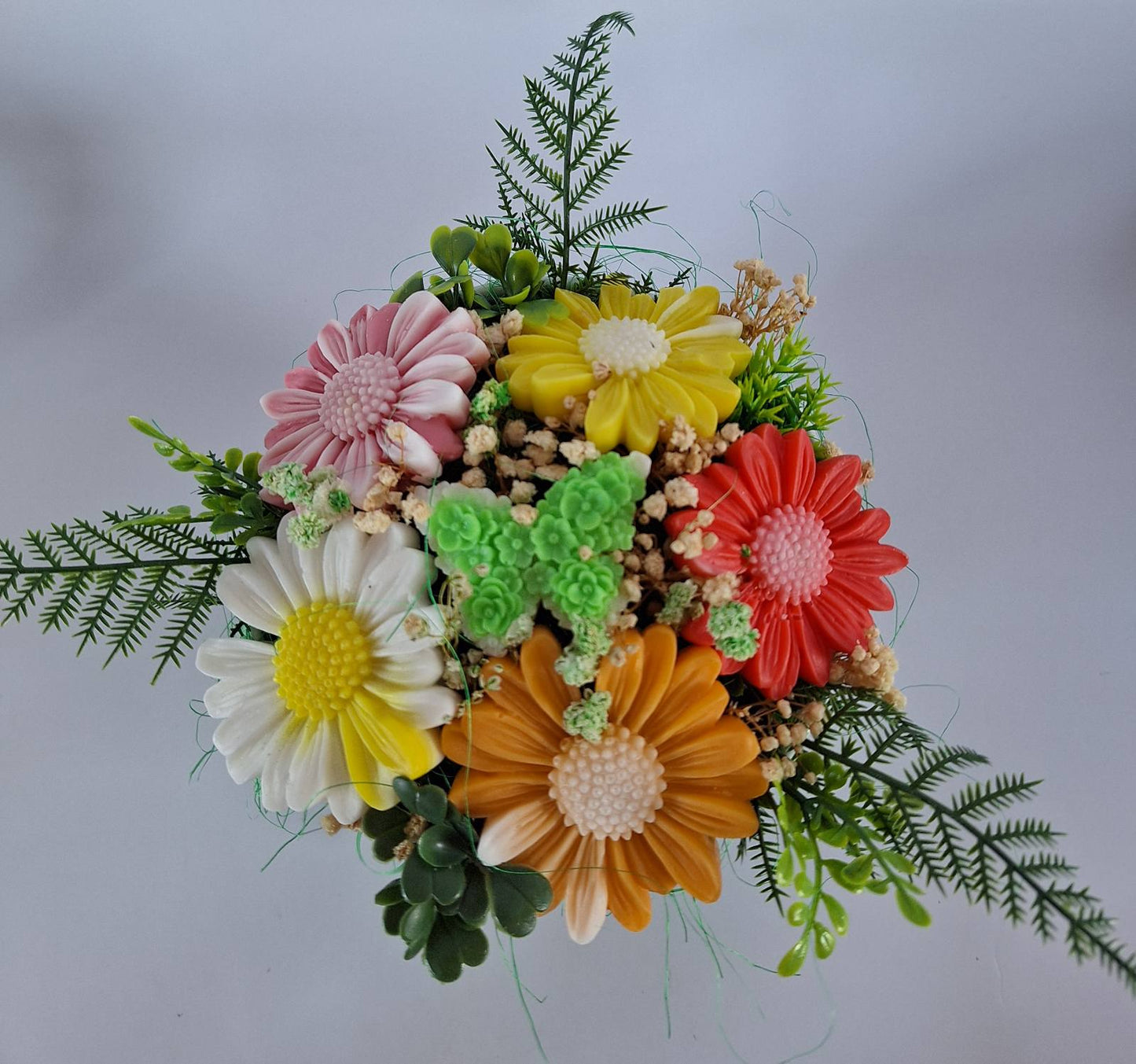 Букет🌼„Пъстър Маргаритен Сън“🌼 - Ръчно Изработени Ароматни Сапунени Цветя