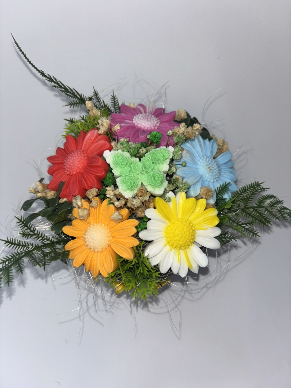 Букет🌼„Пъстър Маргаритен Сън“🌼 - Ръчно Изработени Ароматни Сапунени Цветя