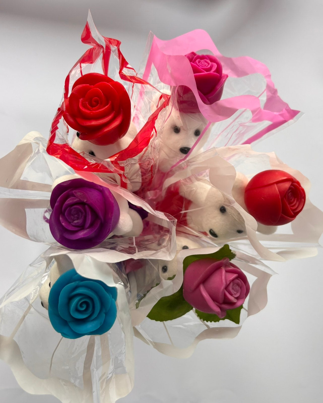 🧸💖 „Мече в рокличка“ 💖🧸 - Ръчно изработени единични ароматни сапунени цветя 🌷