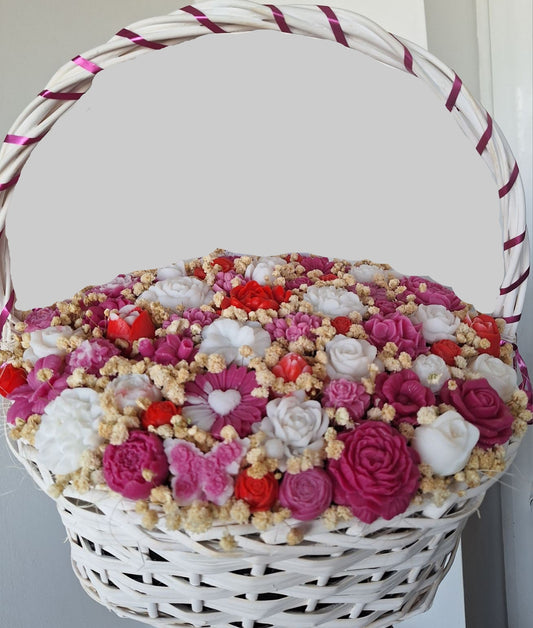 💐🌿"Голяма Кошница със Сапунени Цветя"🌸🌼🌷- Ръчно Изработени Ароматни Сапунени Цветя