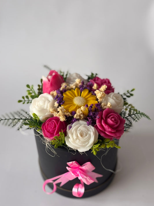 Букет „Вероника“ - Ръчно Изработени Ароматни Сапунени Цветя