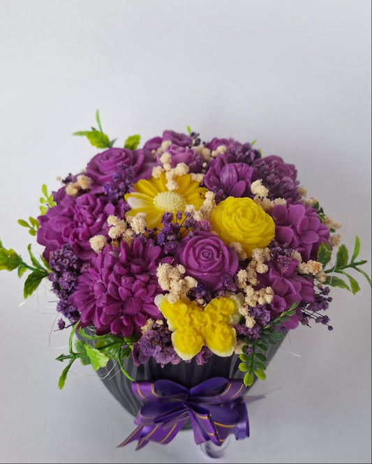 Букет💜„Лавандулова Елегантност“💜Ръчно Изработени Ароматни Сапунени Цветя